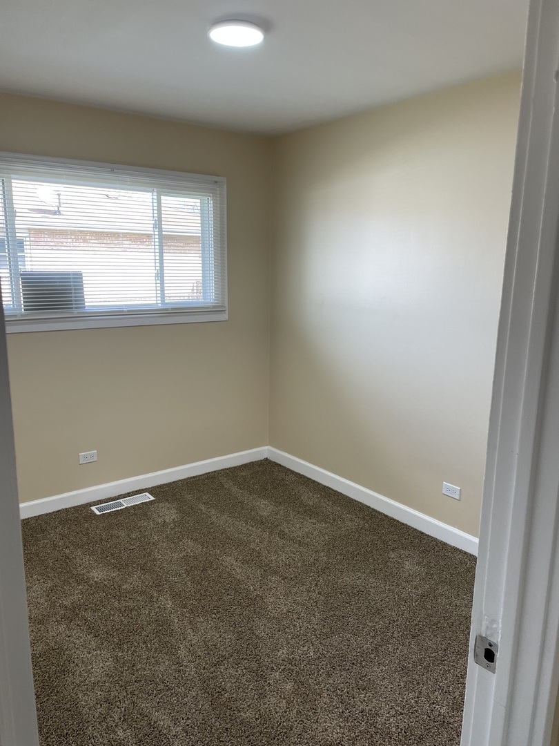 1390 Burnham Avenue, Calumet City, IL 60409