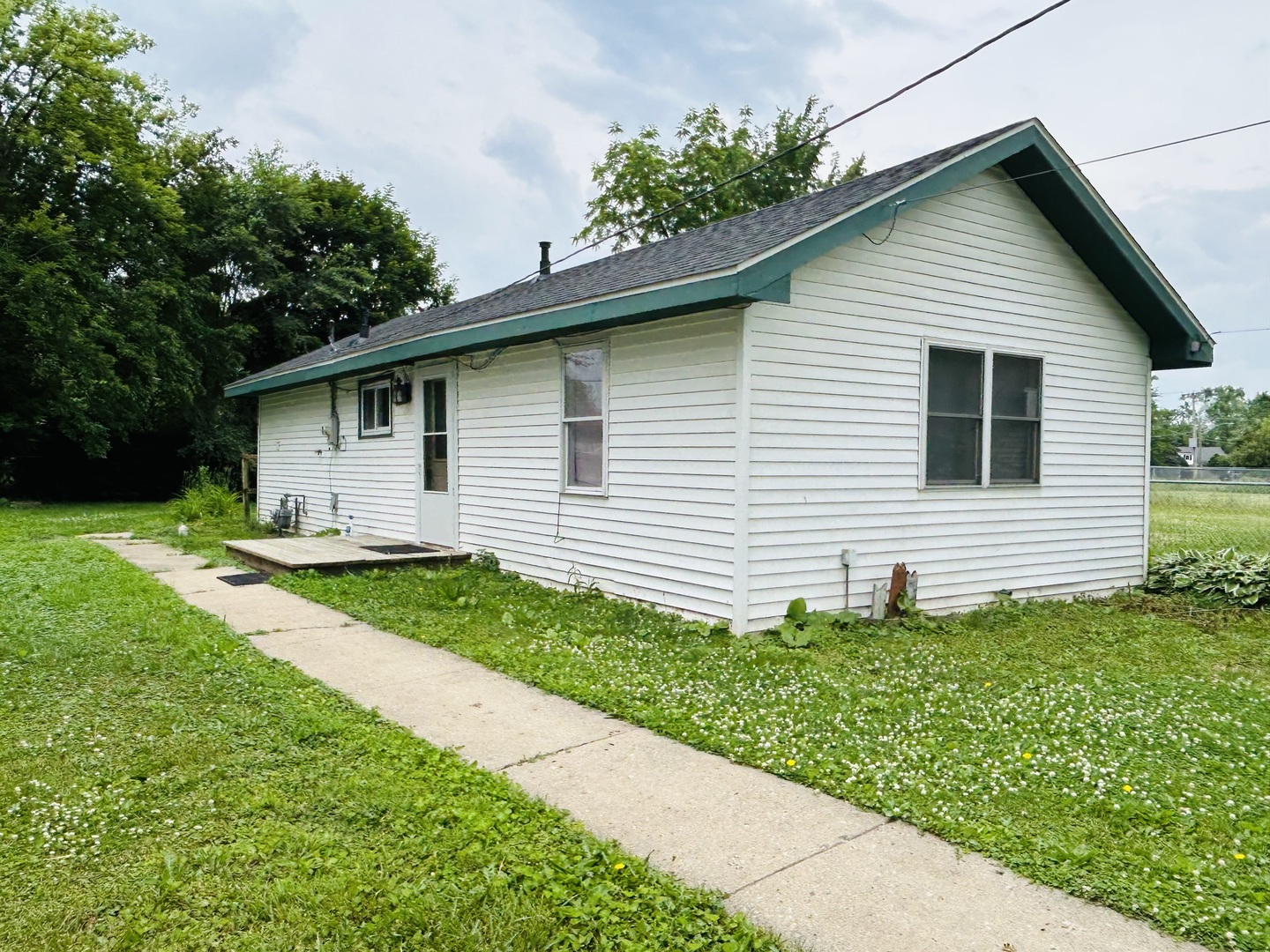 37706 N Nippersink Place, Spring Grove, IL 60081