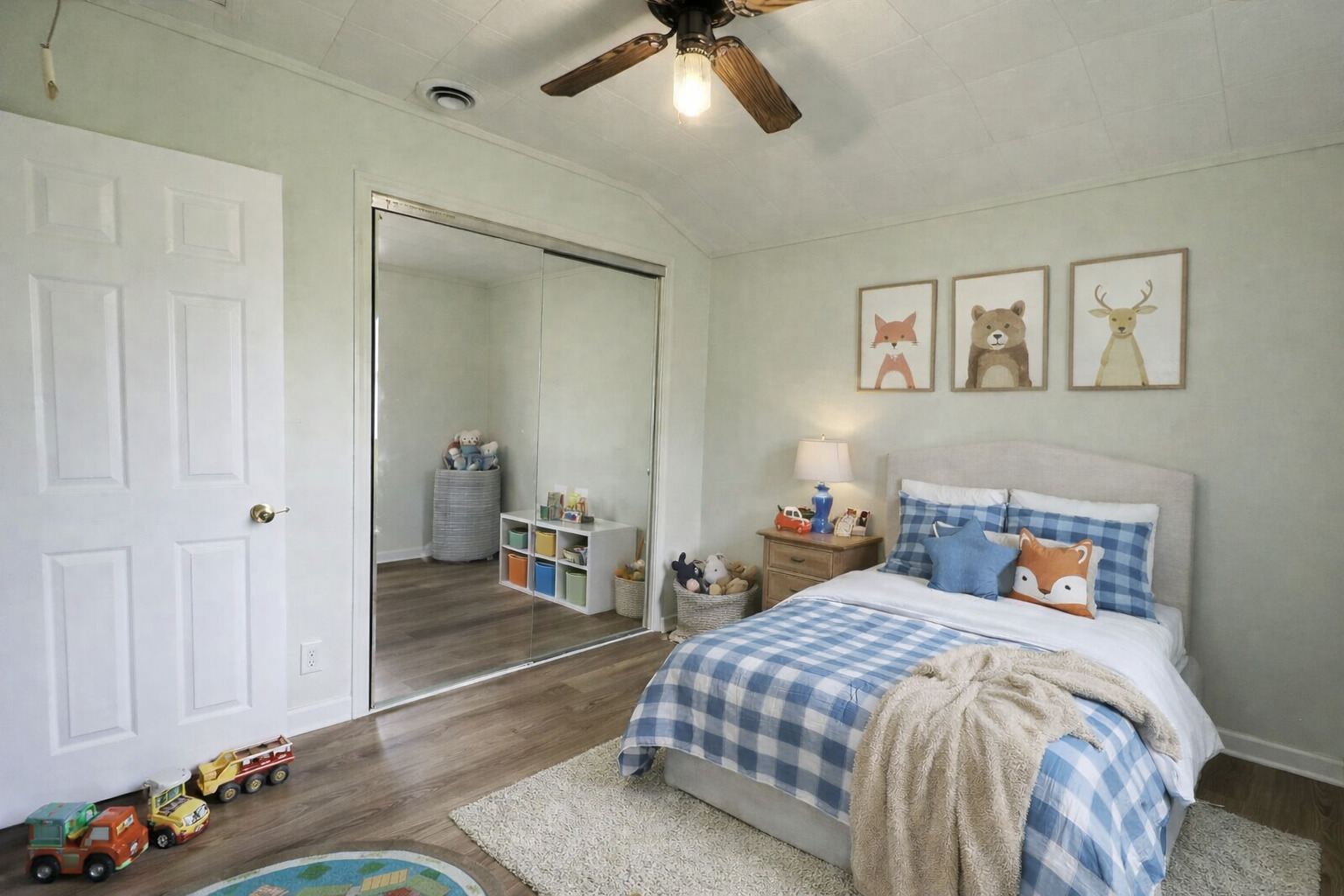 37706 N Nippersink Place, Spring Grove, IL 60081