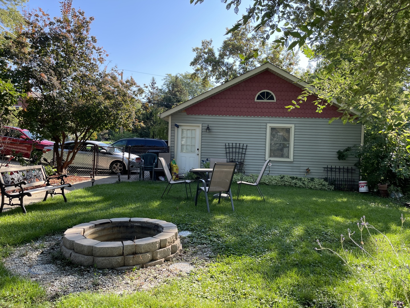 4001 N Washington Street, Westmont, IL 60559