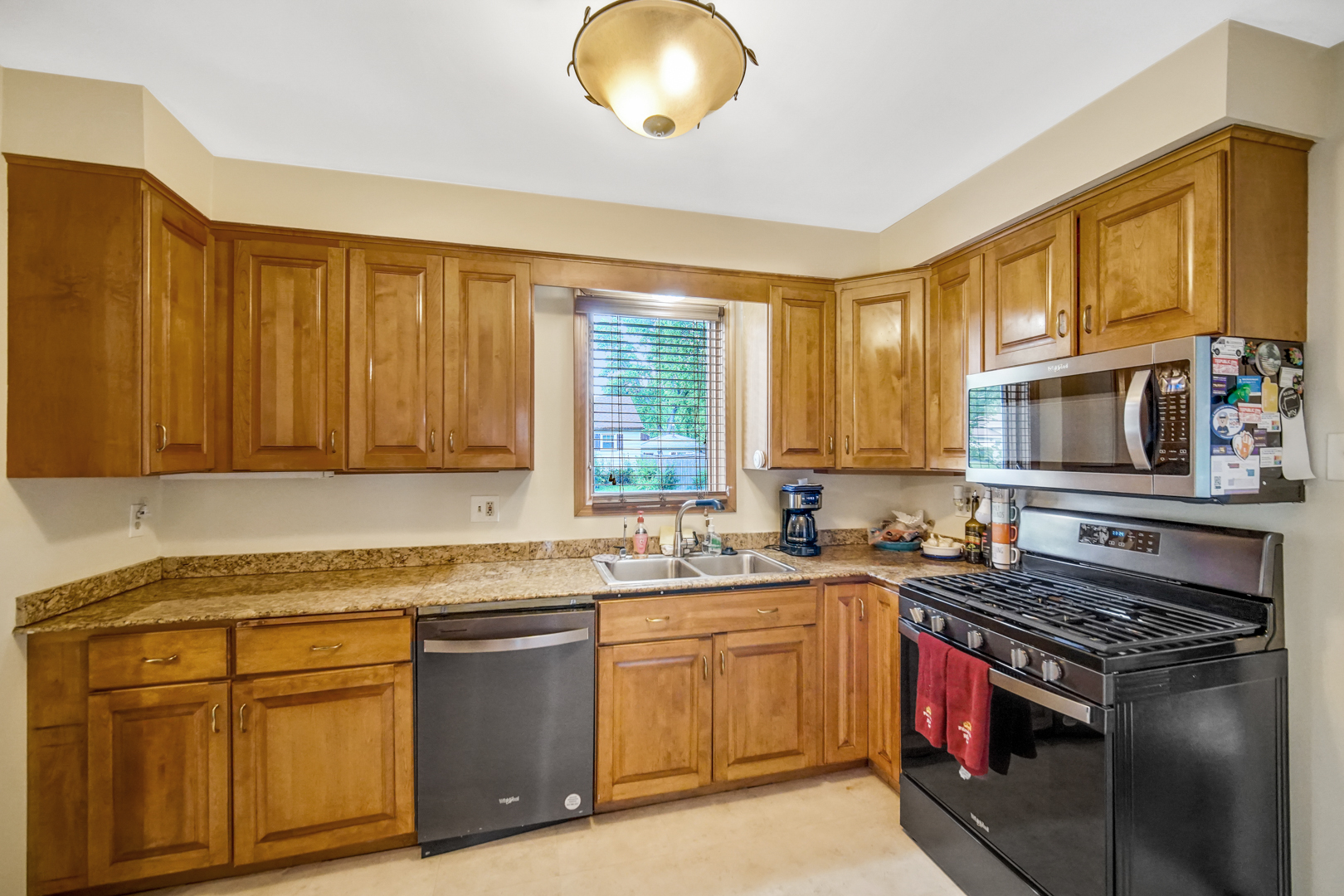 4001 N Washington Street, Westmont, IL 60559