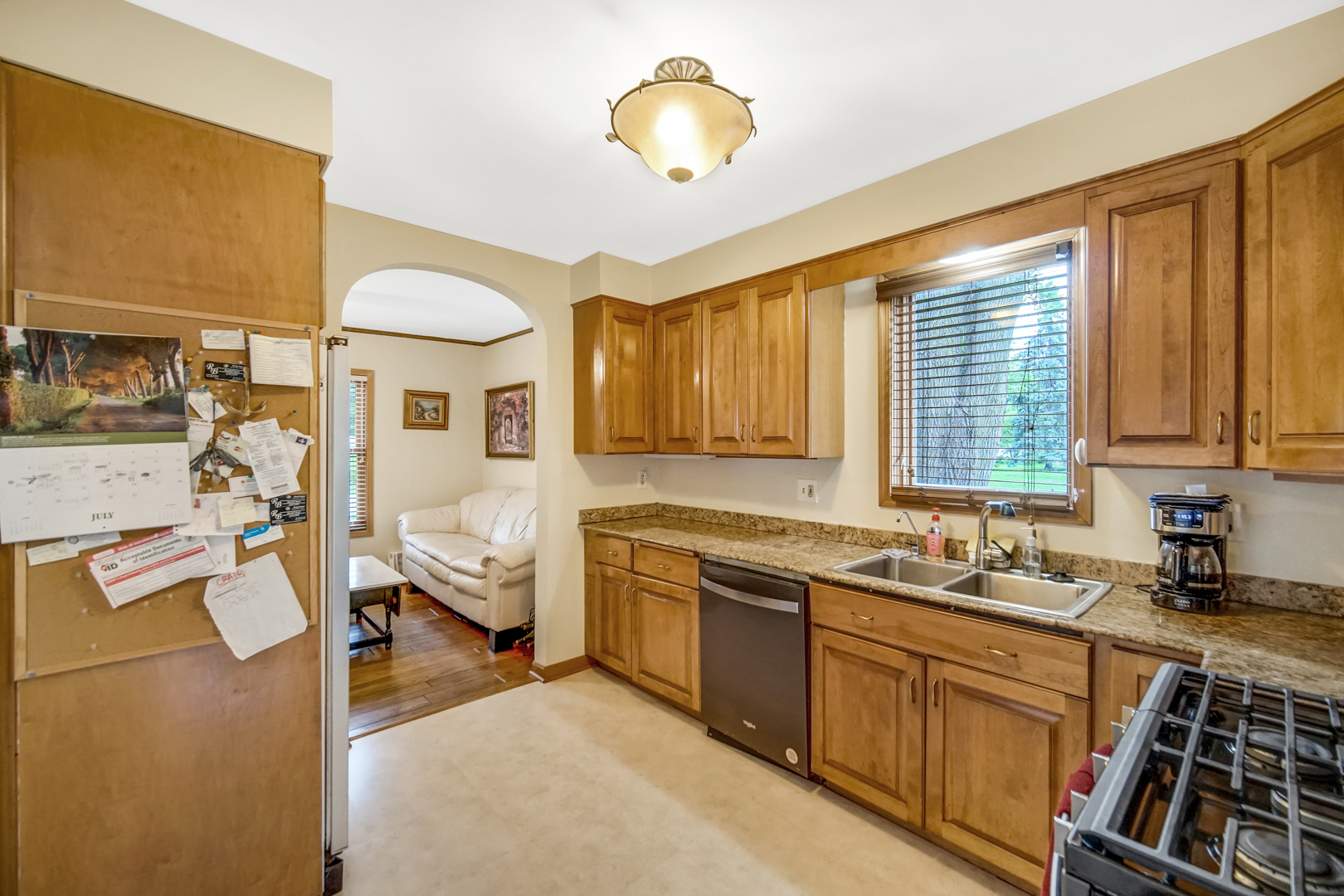 4001 N Washington Street, Westmont, IL 60559