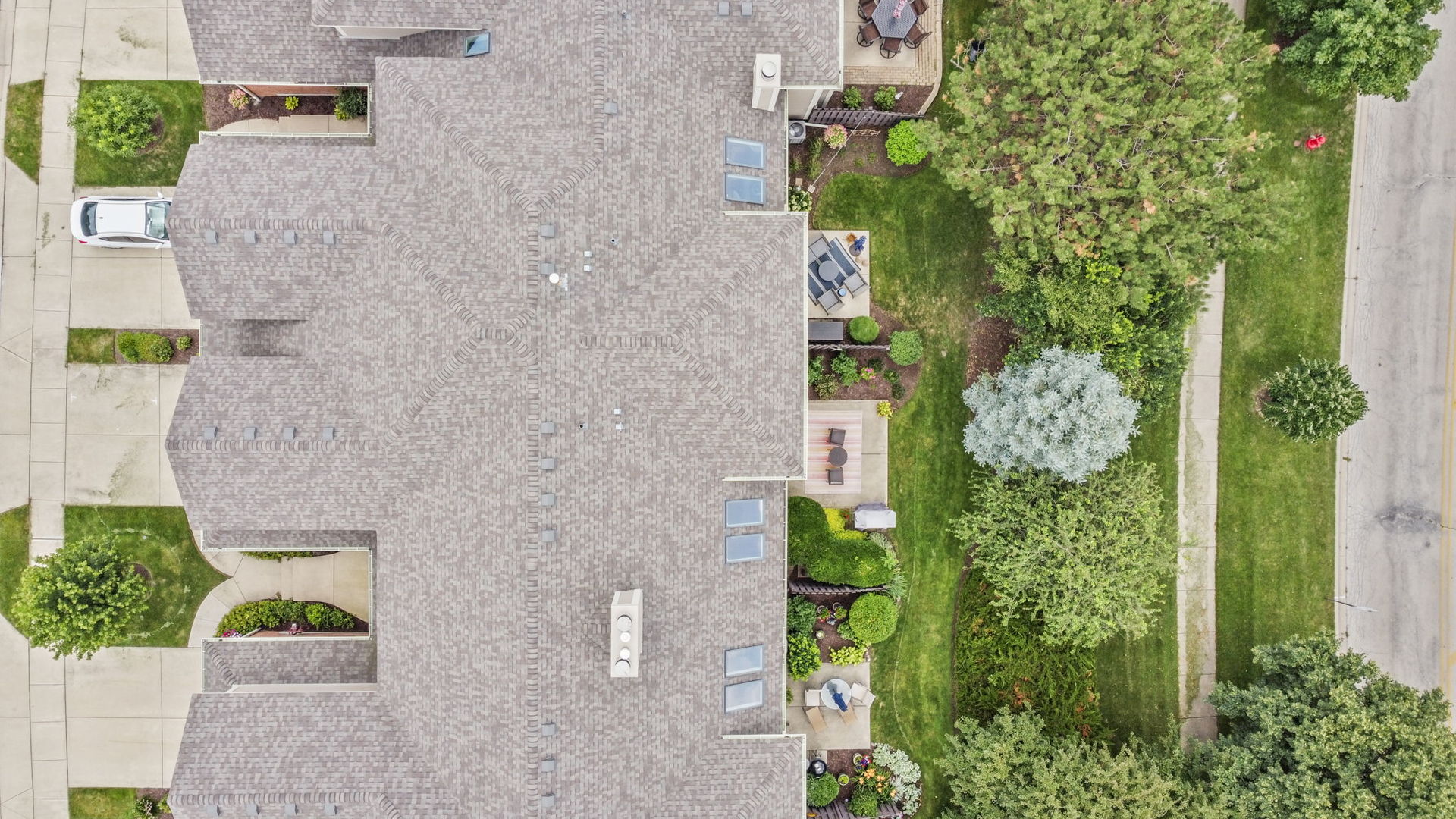 3733 King George Lane, St. Charles, IL 60174