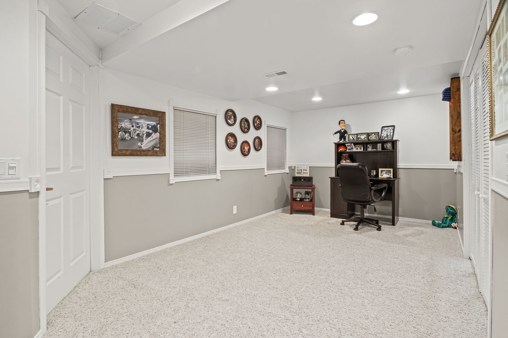 3733 King George Lane, St. Charles, IL 60174