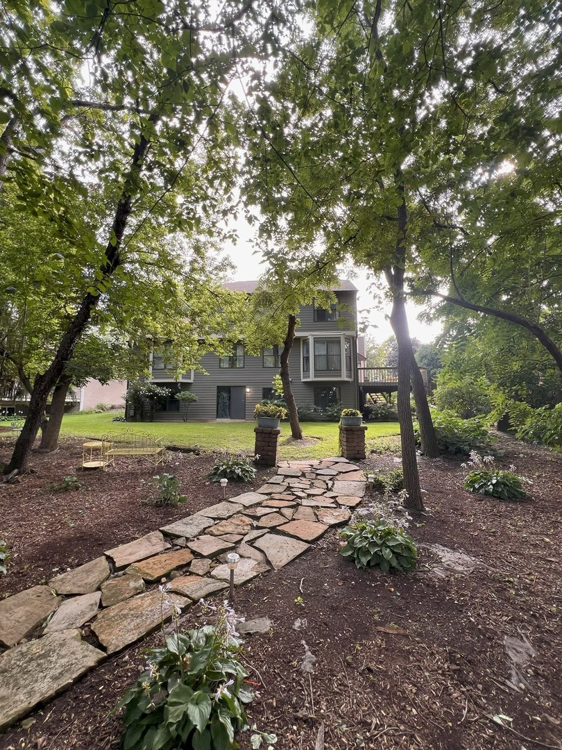 613 White Oak Lane, Bartlett, IL 60103