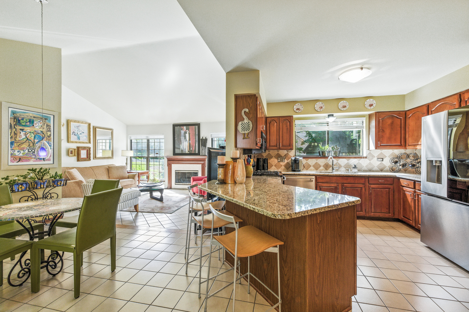 613 White Oak Lane, Bartlett, IL 60103
