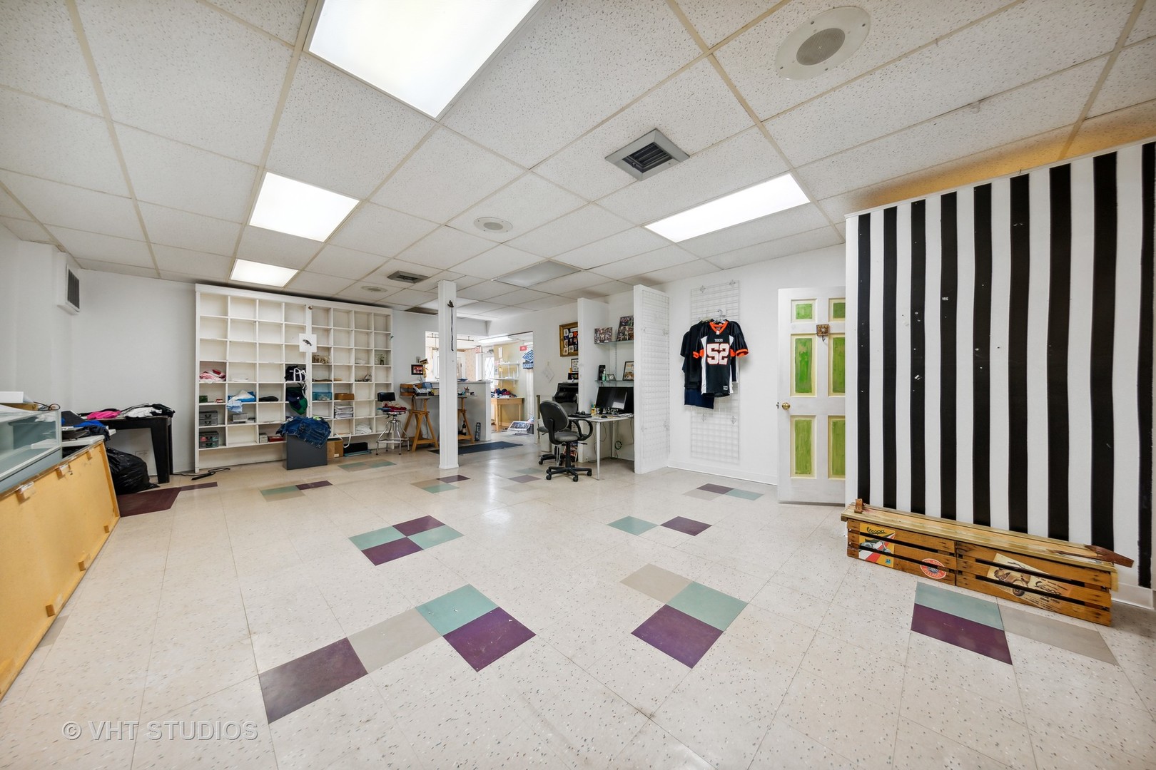 110 W Willow Avenue, Wheaton, IL 60187