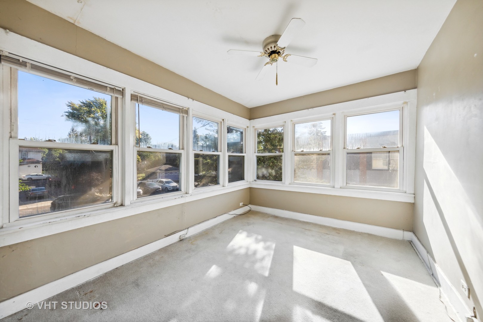 110 W Willow Avenue, Wheaton, IL 60187