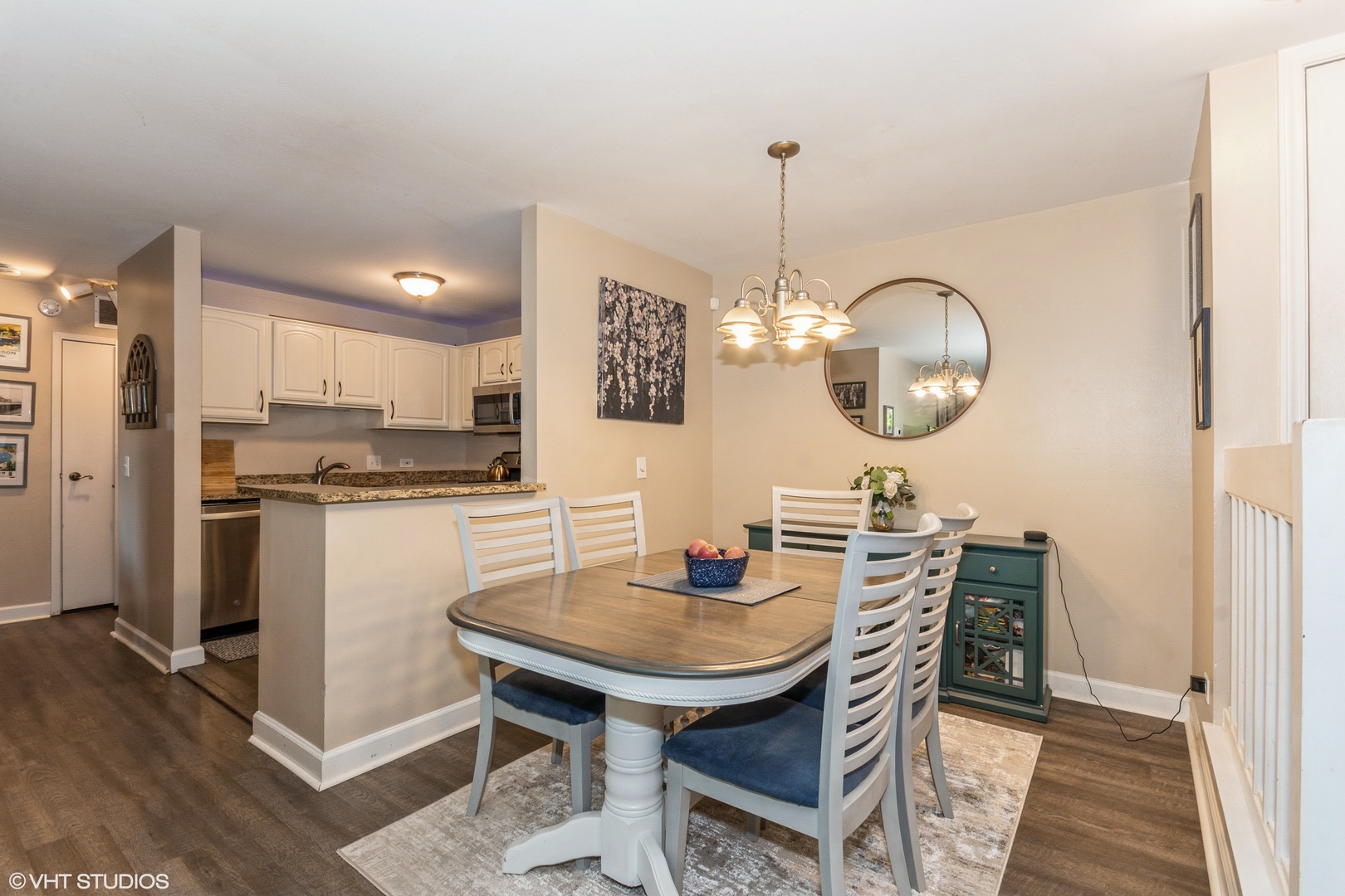 1505 Raymond Drive #103, Naperville, IL 60563