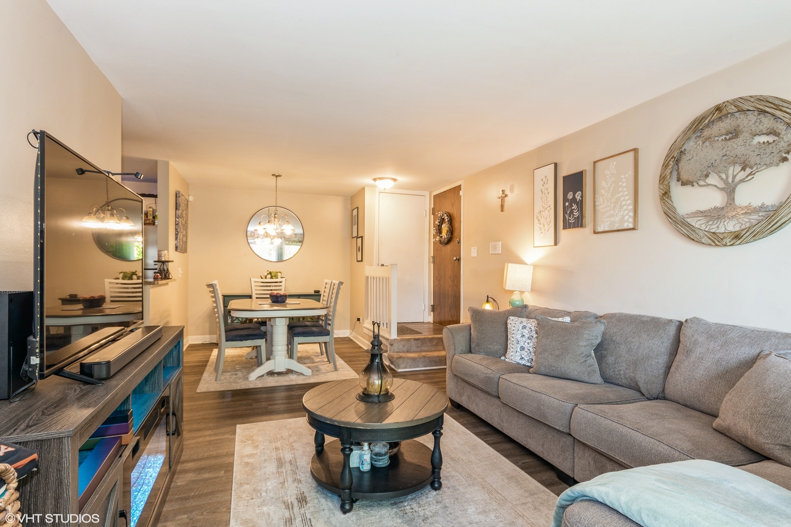 1505 Raymond Drive #103, Naperville, IL 60563