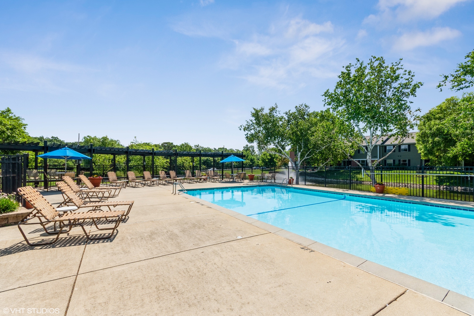 1505 Raymond Drive #103, Naperville, IL 60563