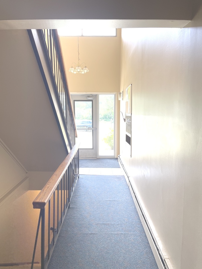 13 Kingery Quarter #106B, Willowbrook, IL 60527