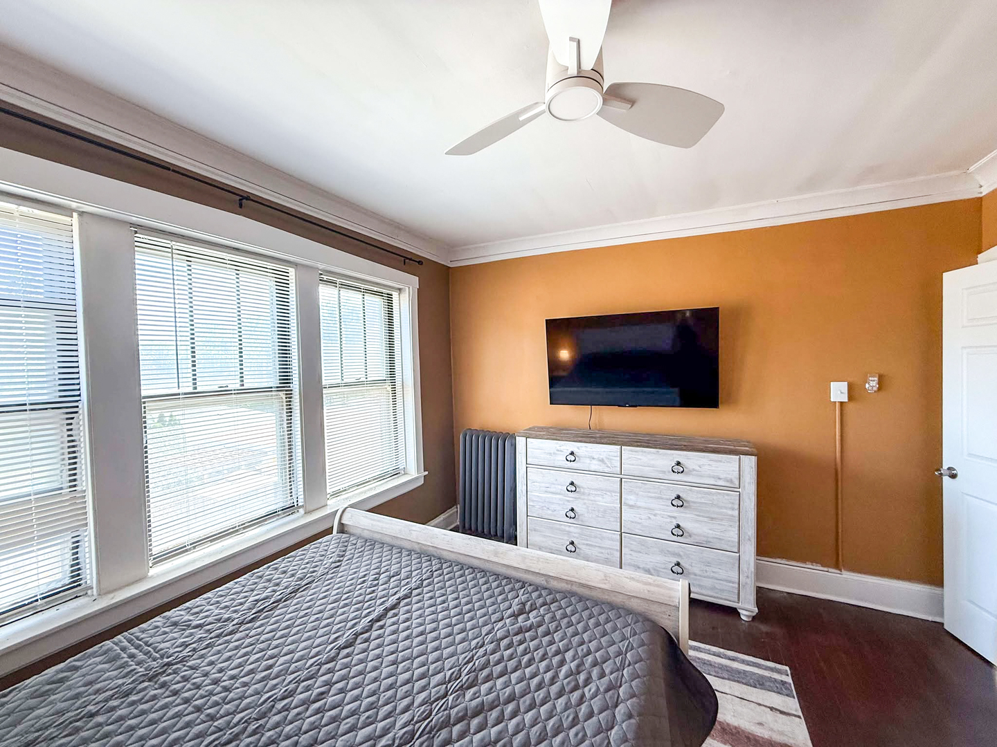 8026 S Michigan Avenue #2A, Chicago, IL 60619