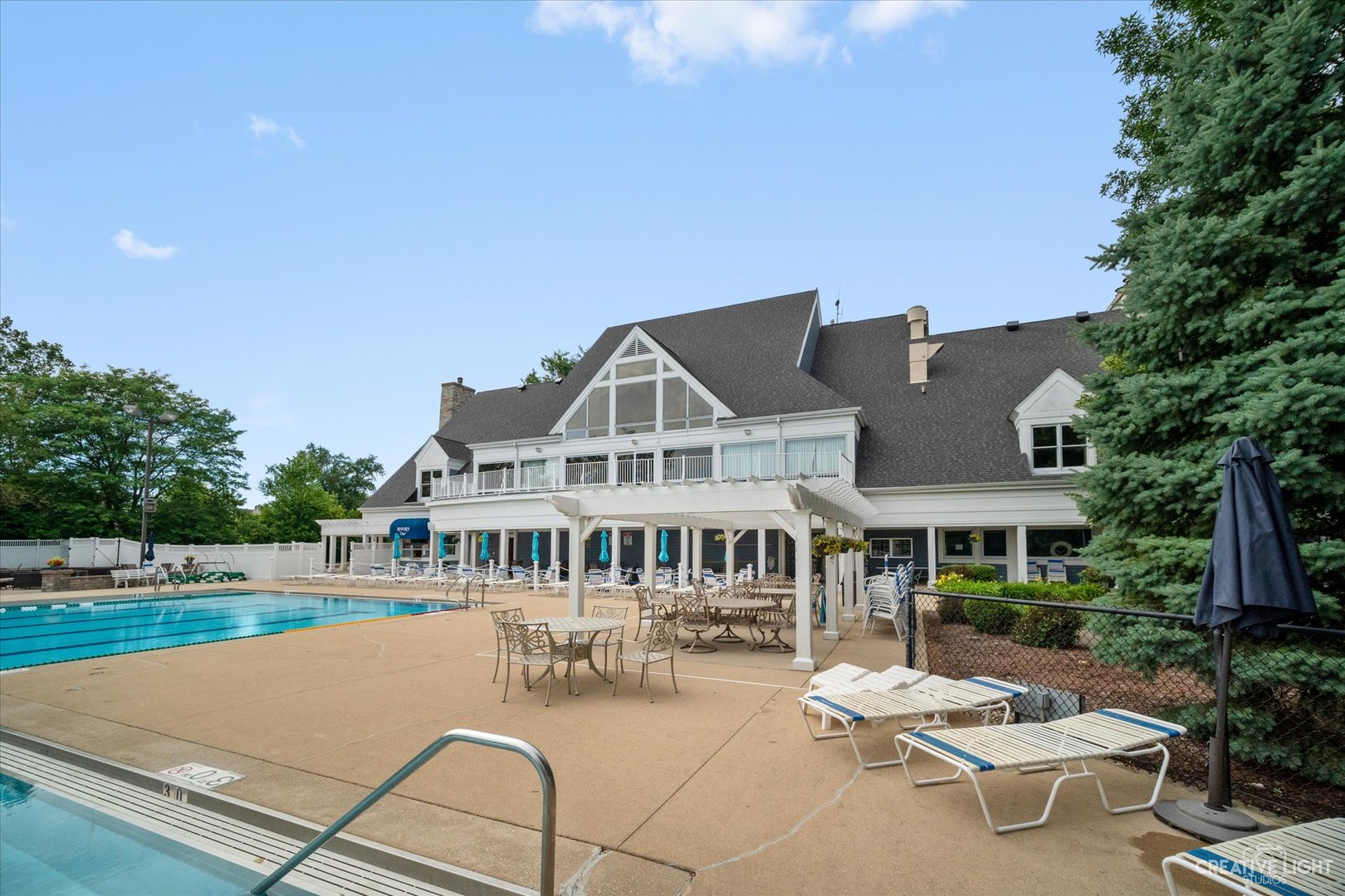 4332 Camelot Circle, Naperville, IL 60564