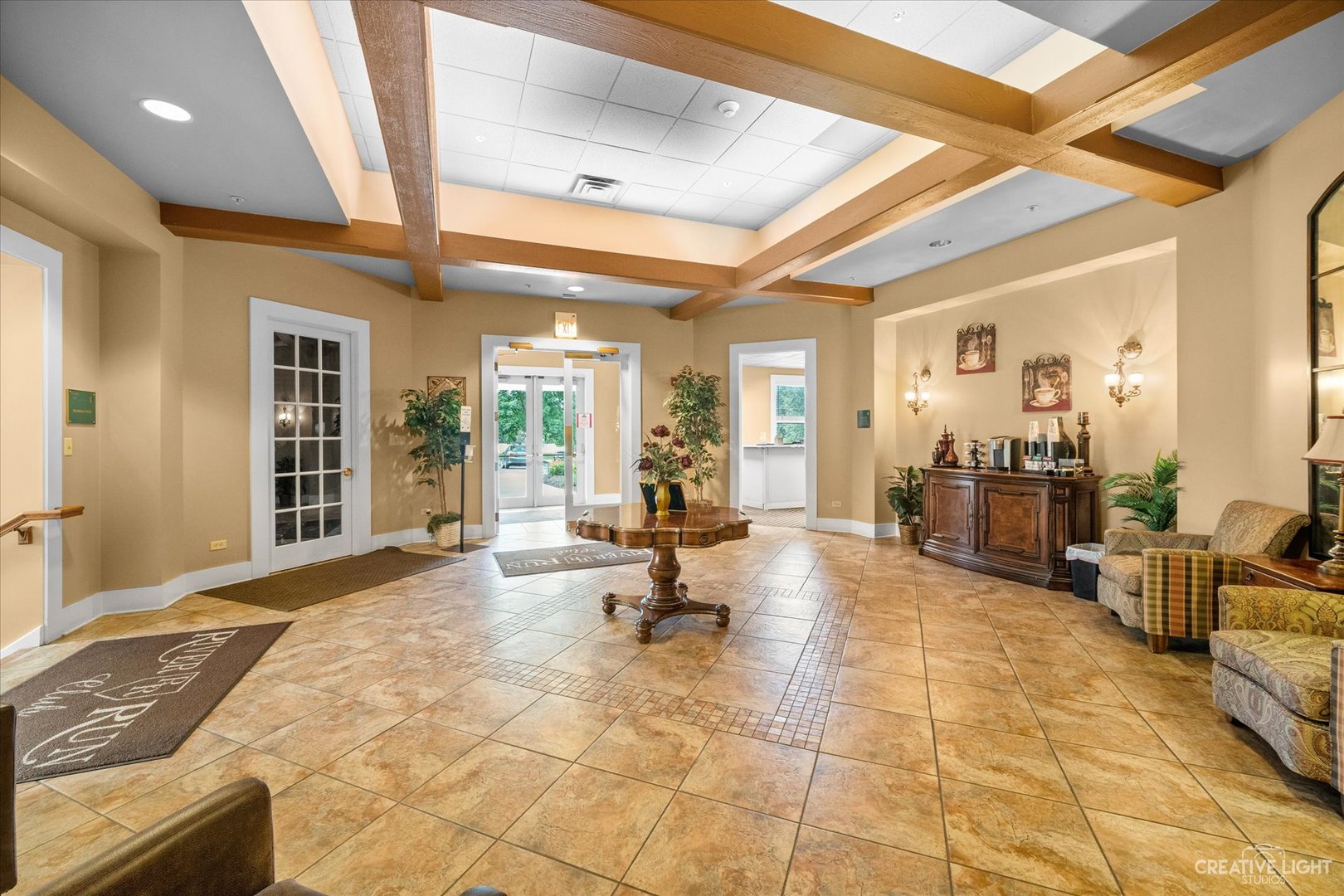 4332 Camelot Circle, Naperville, IL 60564