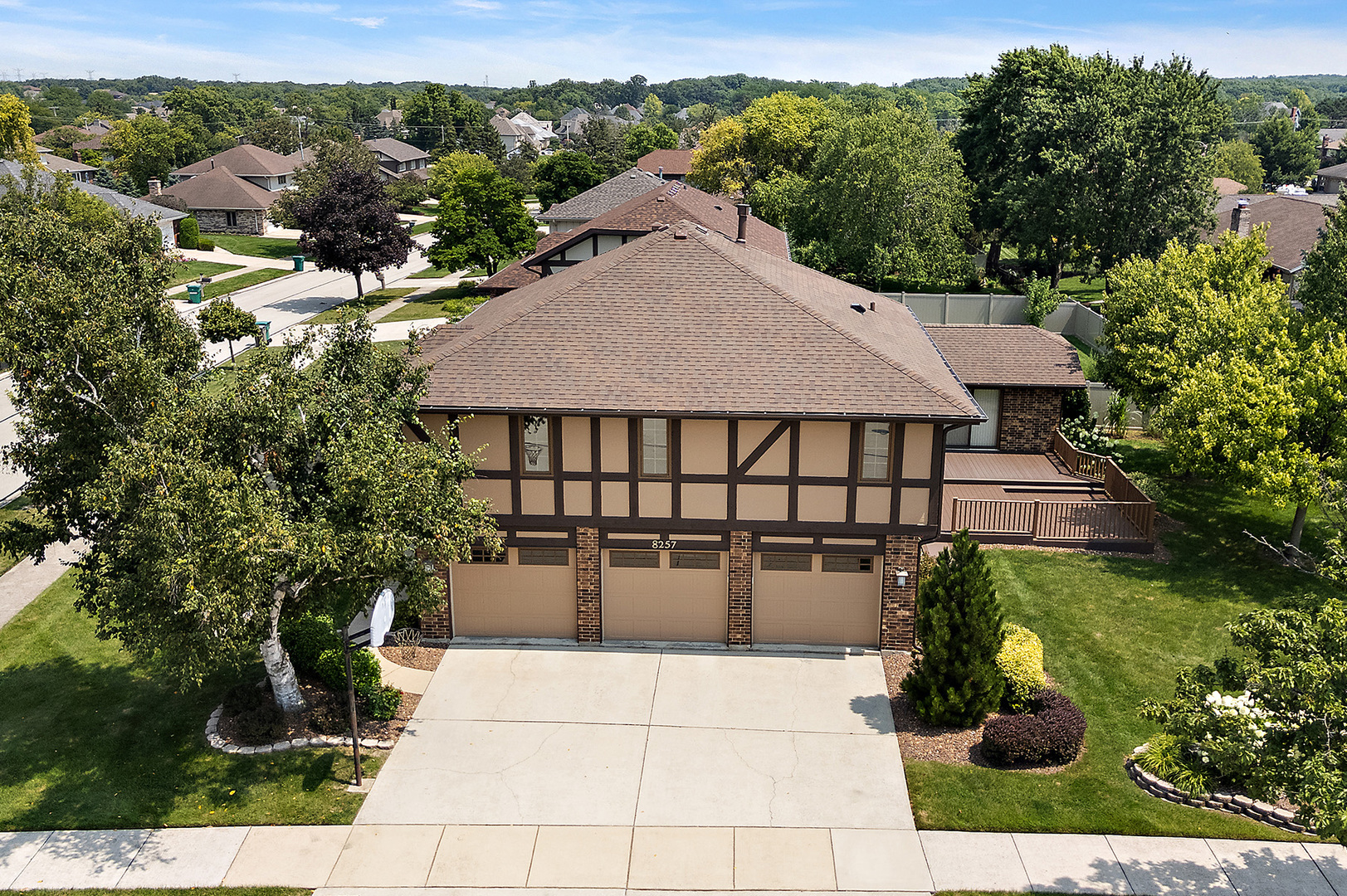 8257 Chertsey Court, Orland Park, IL 60462