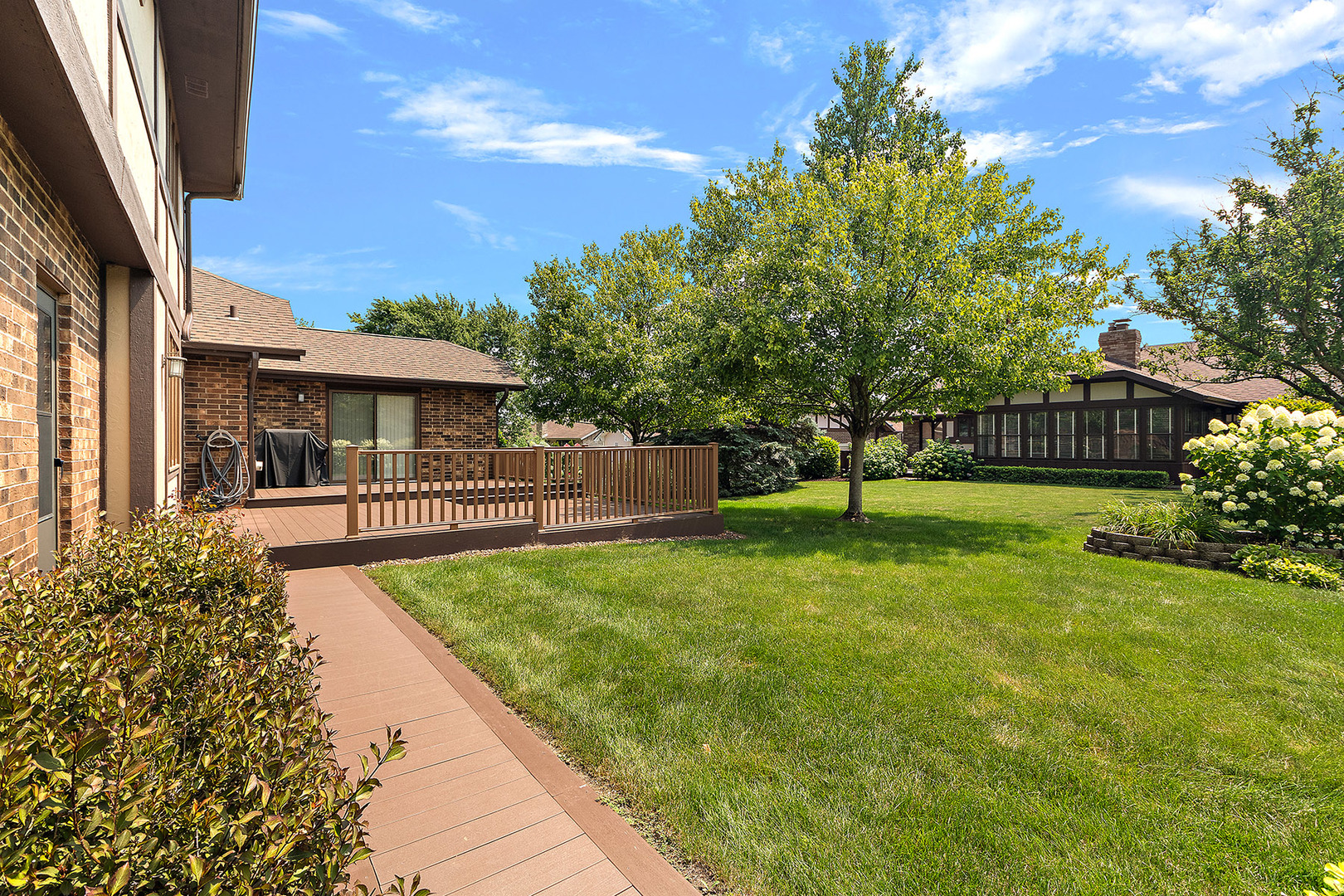 8257 Chertsey Court, Orland Park, IL 60462