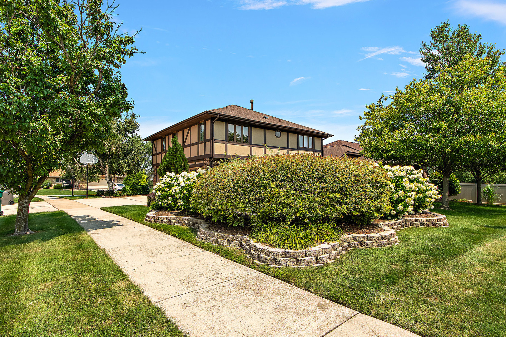 8257 Chertsey Court, Orland Park, IL 60462