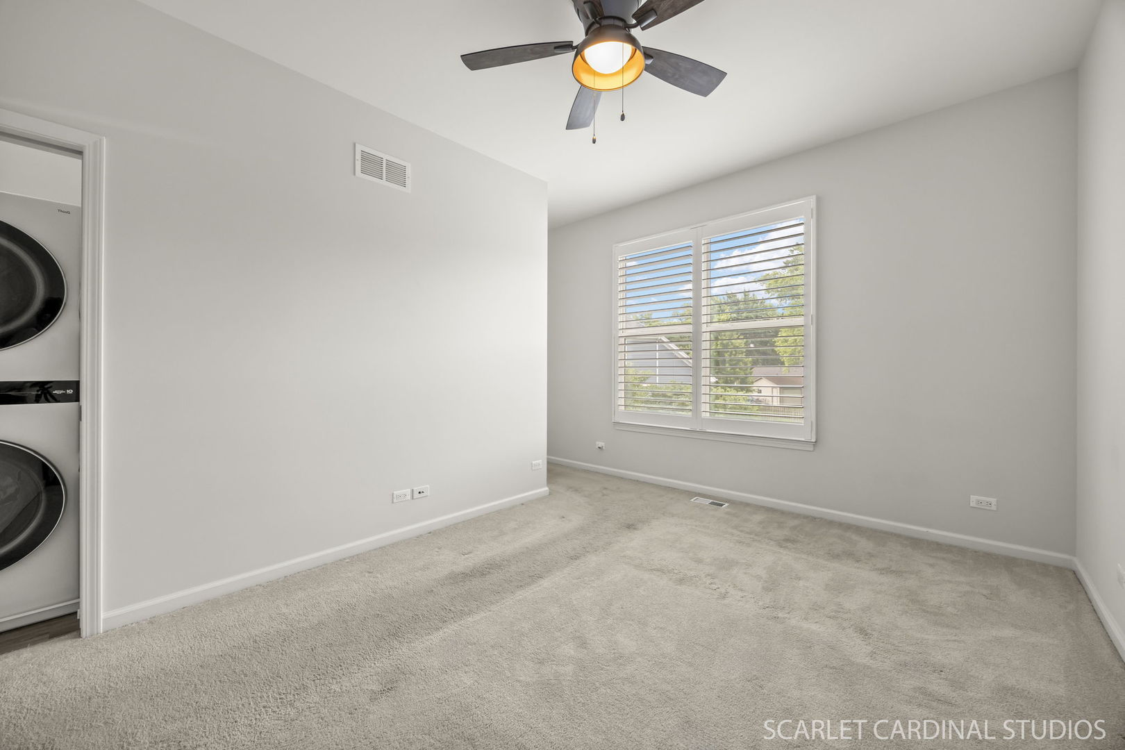 28W773 Stafford Place, Warrenville, IL 60555