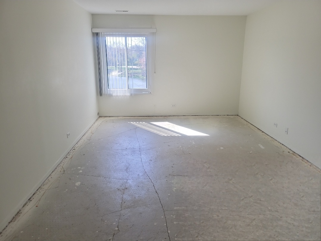 301 Lake Hinsdale Drive #209, Willowbrook, IL 60527