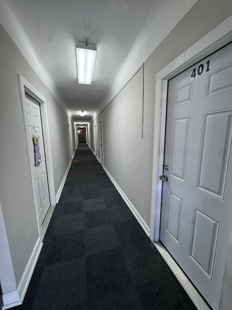 3302 Kenilworth Avenue #401, Berwyn, IL 60402