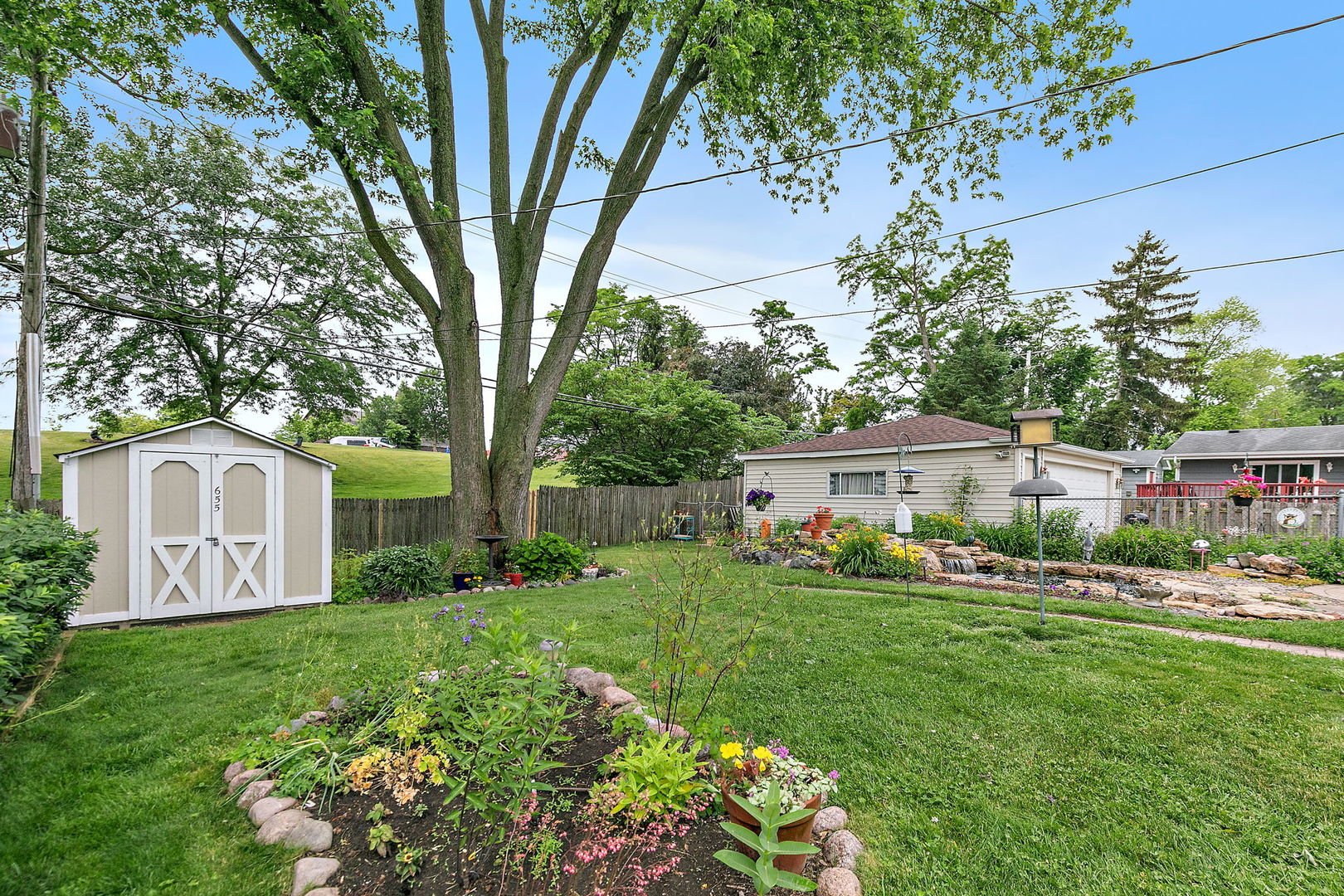655 Cambridge Lane, Hoffman Estates, IL 60169