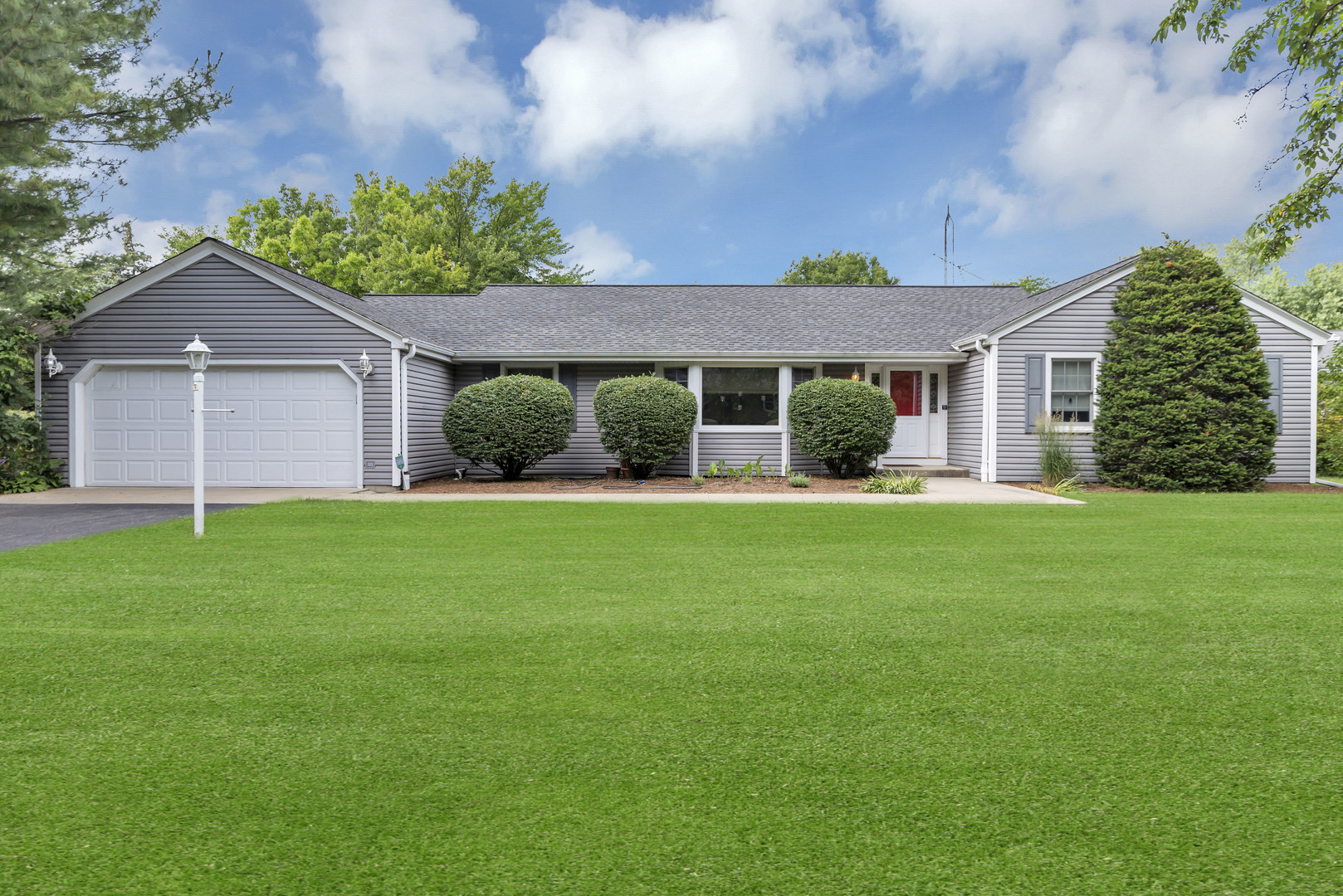 937 ORCHARD Court, Batavia, IL 60510