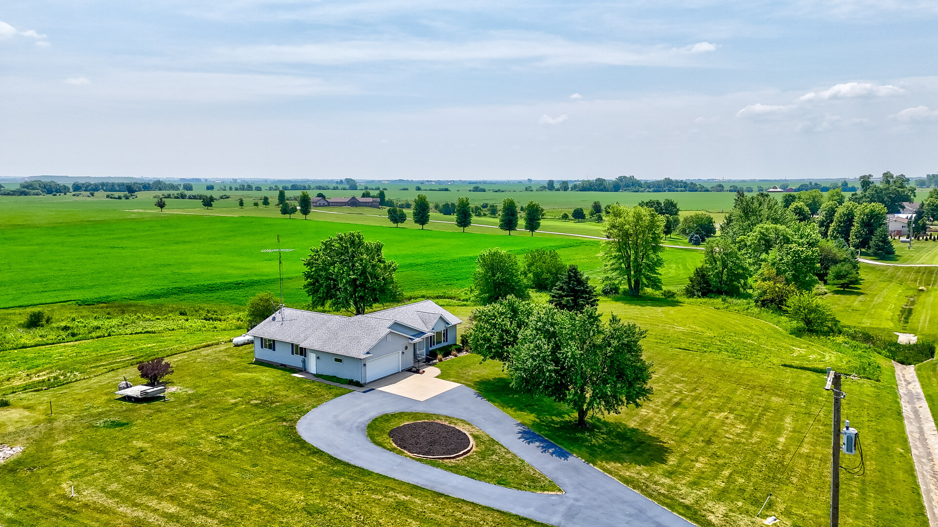 3472 N IL ST RT 23, Ottawa, IL 61350