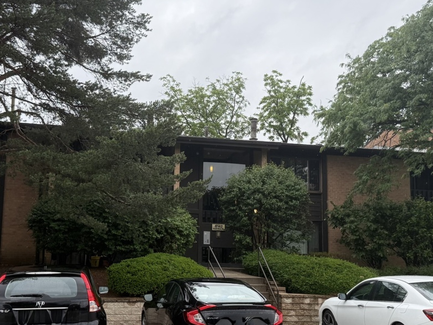 Willowbrook, IL 60527