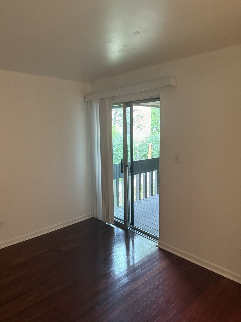 Willowbrook, IL 60527