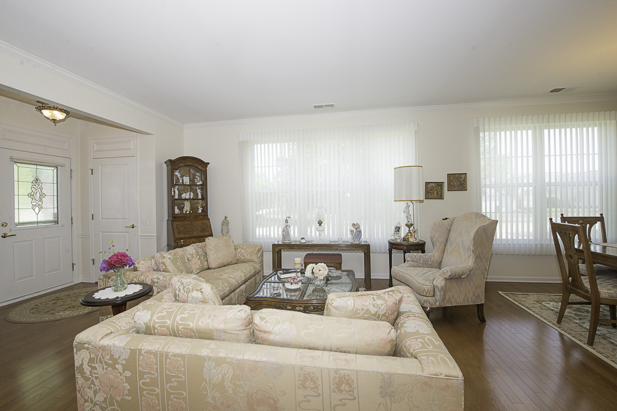 11642 Sunderlin Drive, Huntley, IL 60142