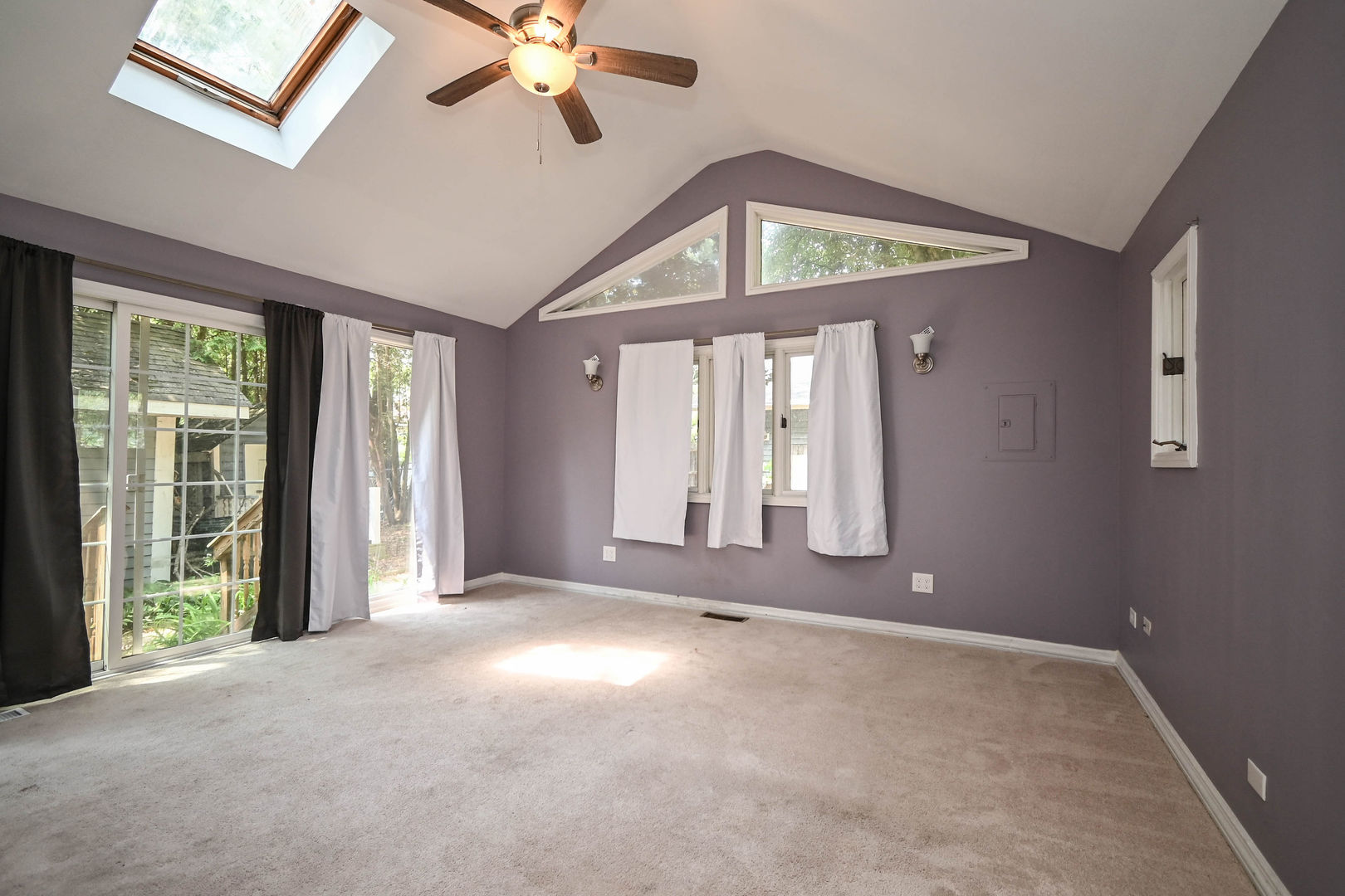 3006 Edina Boulevard, Zion, IL 60099