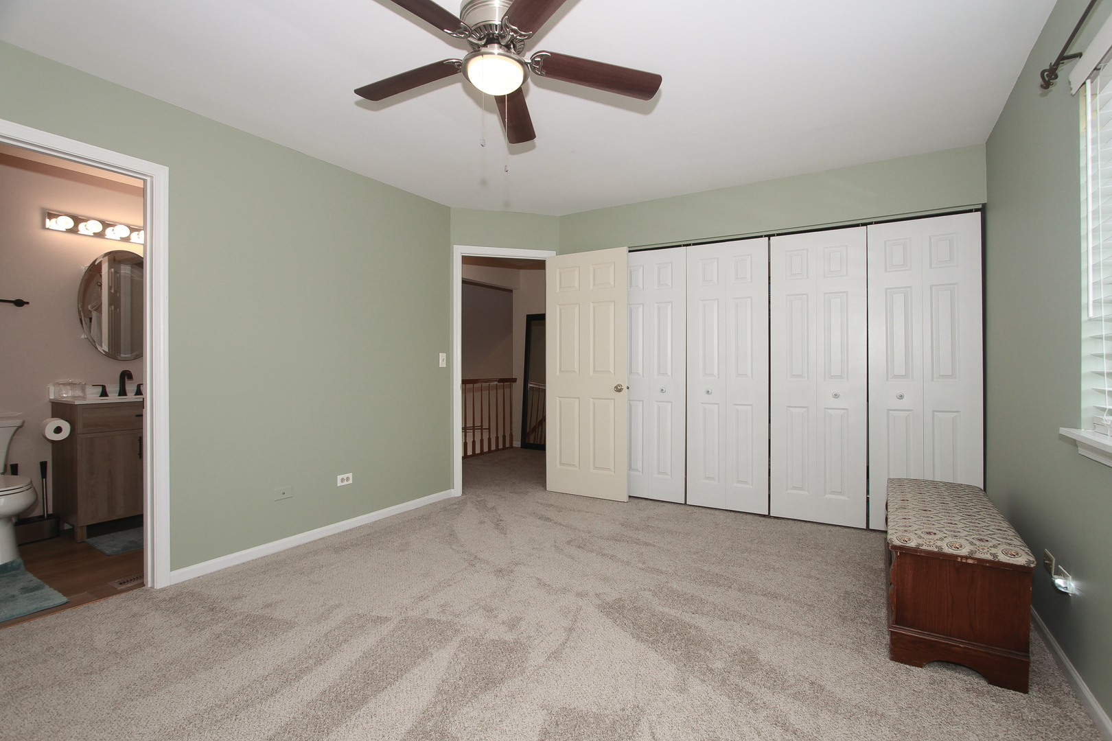 5874 Delaware Avenue, Gurnee, IL 60031