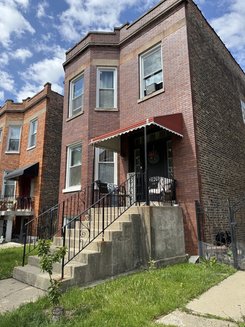 2406 S 50th Avenue, Cicero, IL 60804