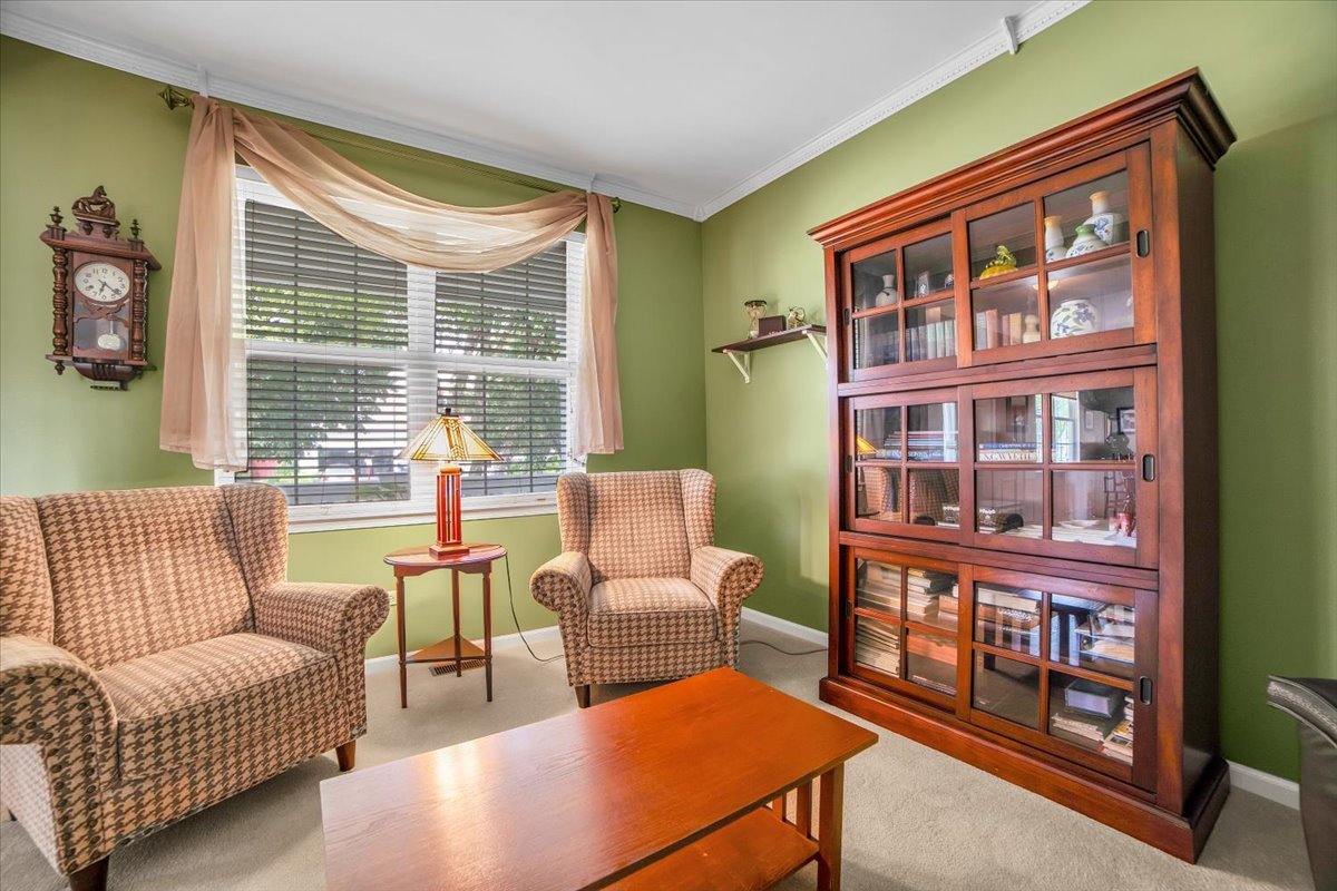 2420 Columbia Lane, Montgomery, IL 60538