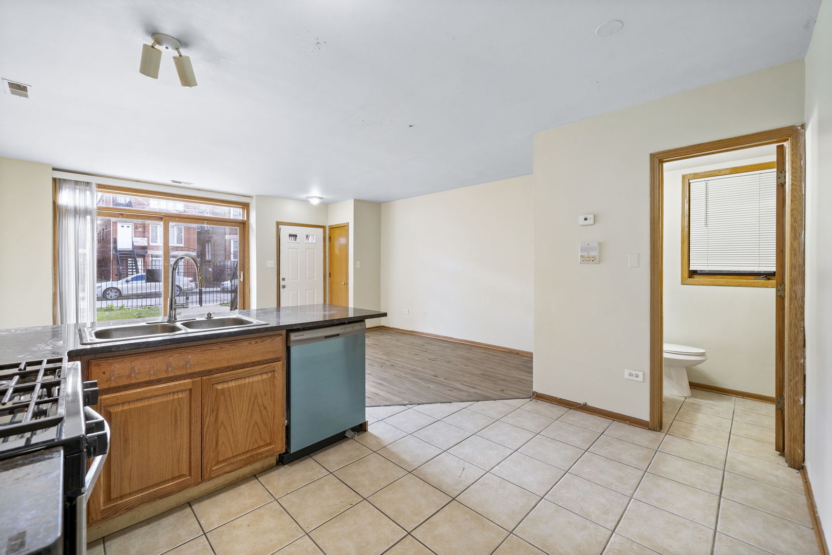 2716 W POLK Street, Chicago, IL 60612