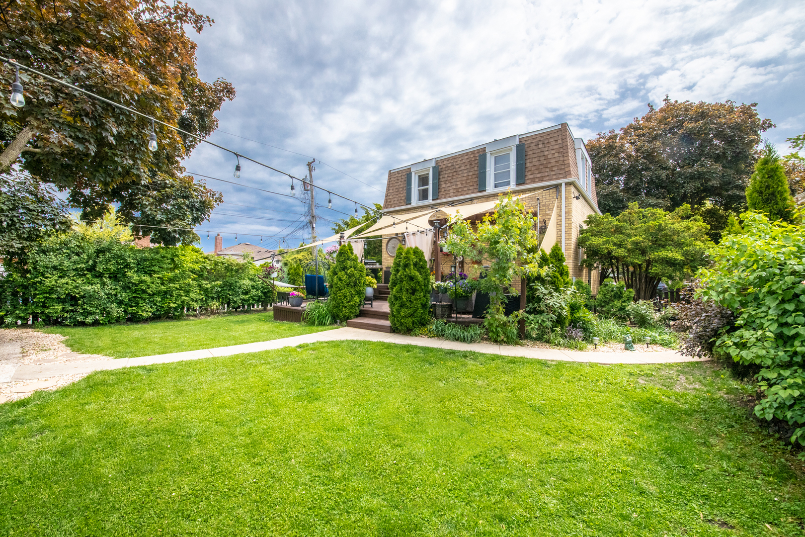 9244 Newcastle Avenue, Morton Grove, IL 60053
