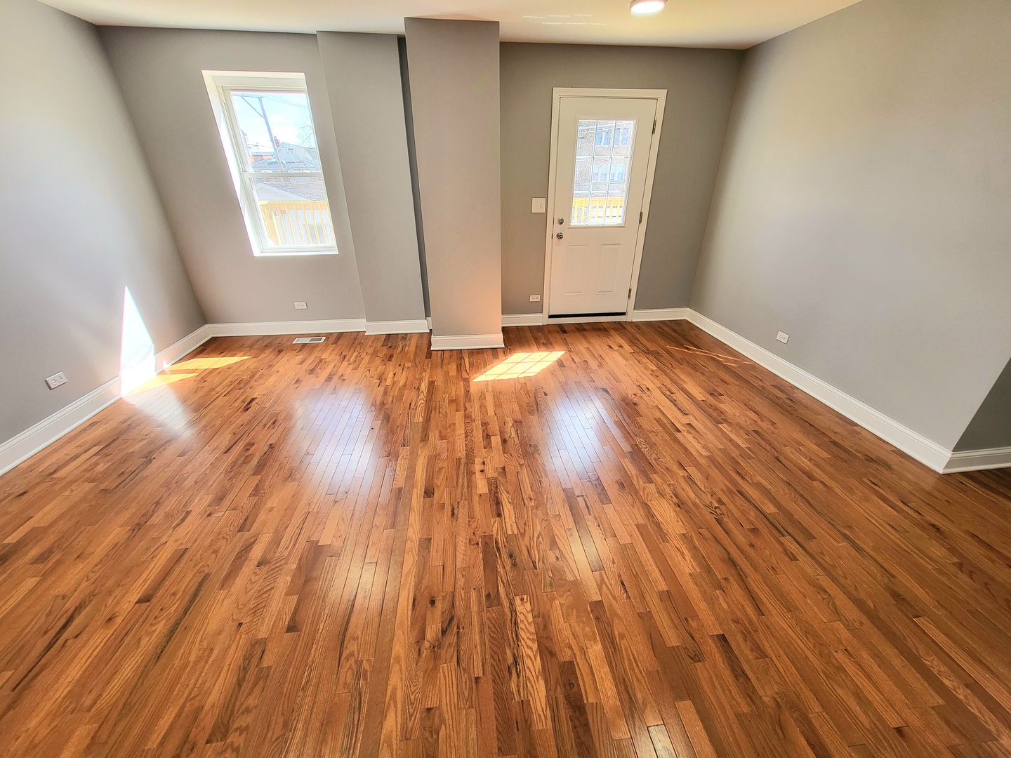 11419 S Prairie Avenue, Chicago, IL 60628