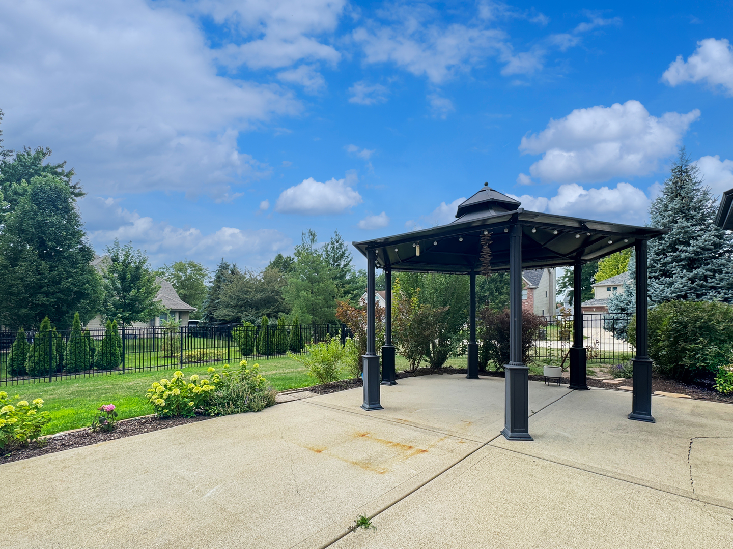 26729 W Allison Drive, Channahon, IL 60410