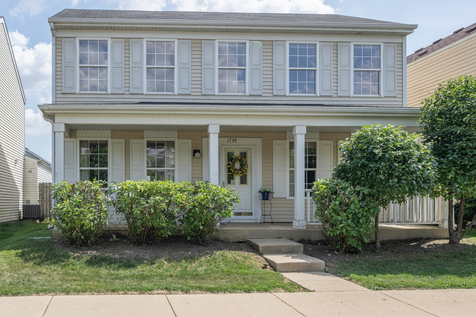 1739 Simms Street, Aurora, IL 60504