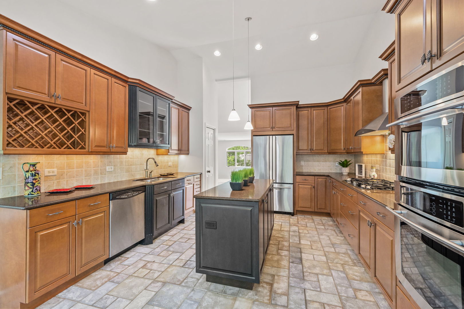 5303 COMMONWEALTH Avenue #5303, Western Springs, IL 60558