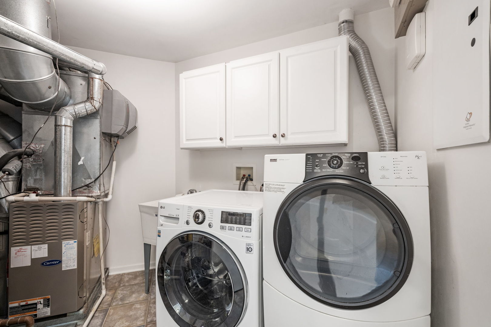 5303 COMMONWEALTH Avenue #5303, Western Springs, IL 60558