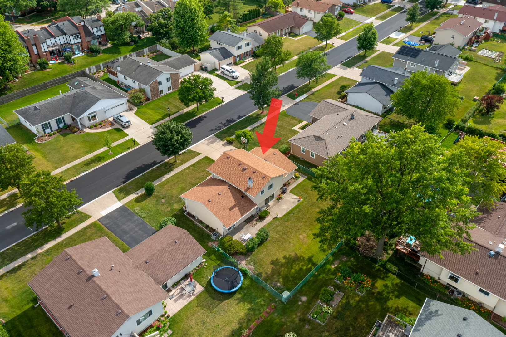 1558 Oregon Trail, Elk Grove Village, IL 60007