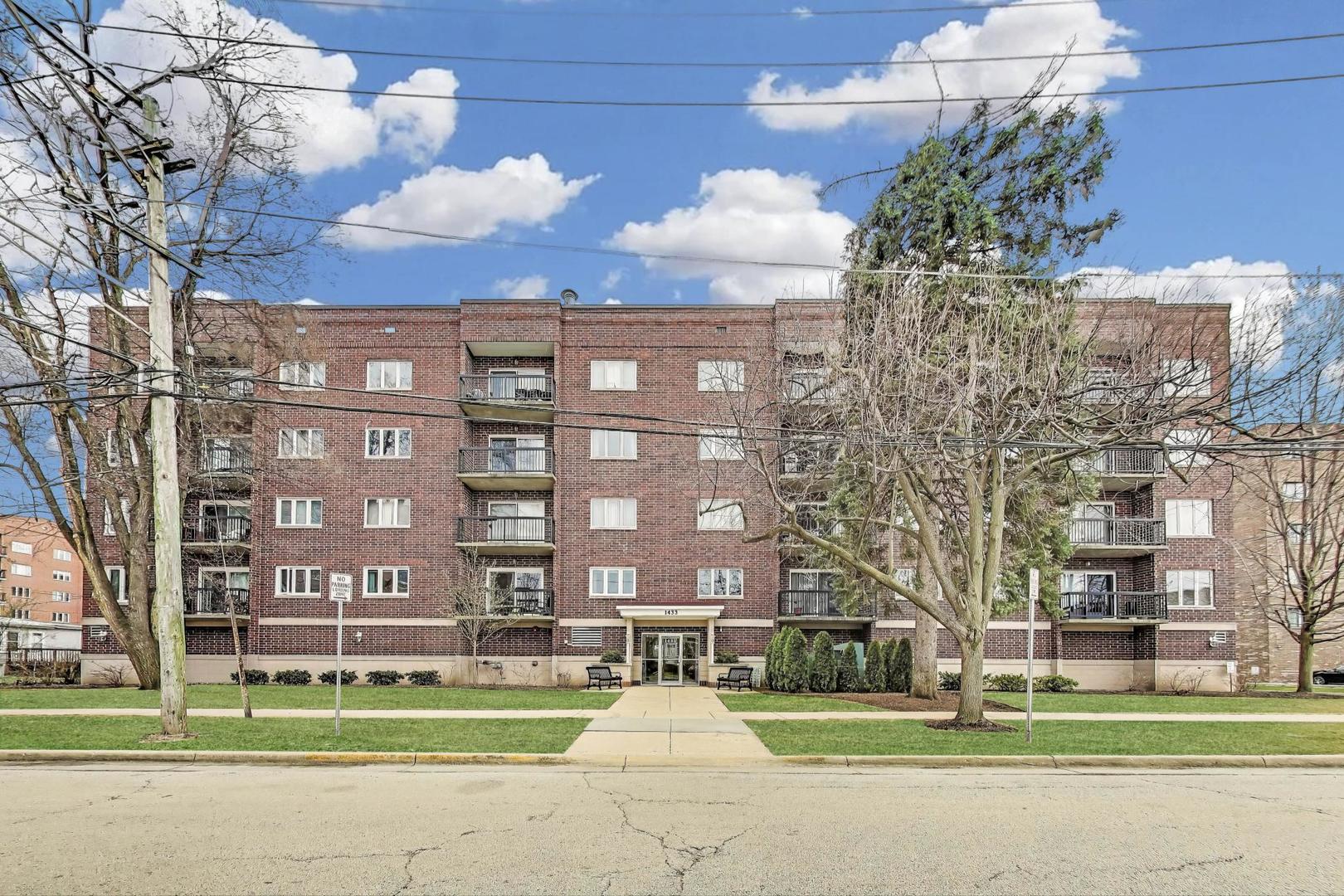 1433 Perry Street #305, Des Plaines, IL 60016