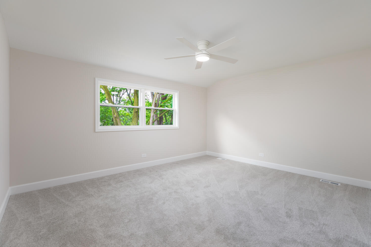 1150 Johnson Drive, Naperville, IL 60540