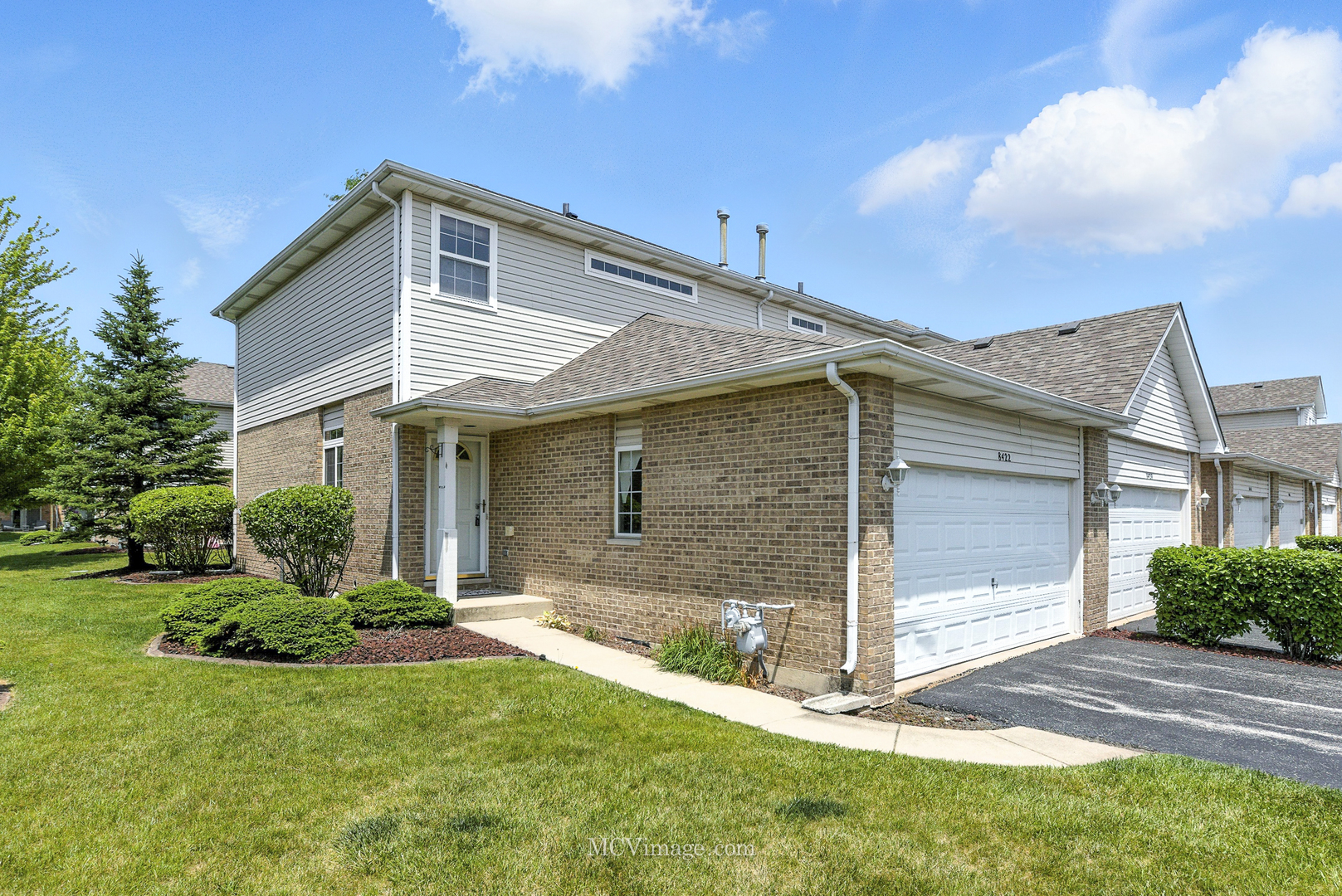 8422 Stratford Drive #8422, Tinley Park, IL 60487