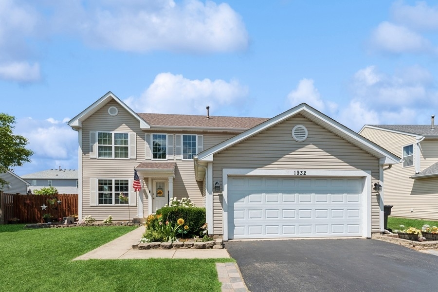 1932 W ASHBROOKE Road, Romeoville, IL 60446