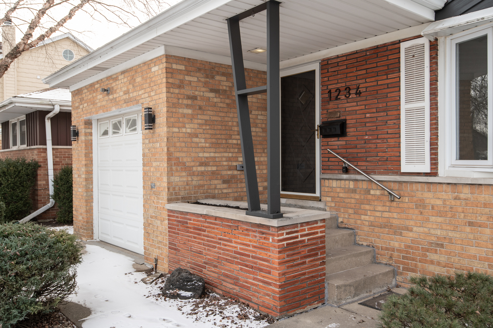 1234 Community Drive, La Grange Park, IL 60526