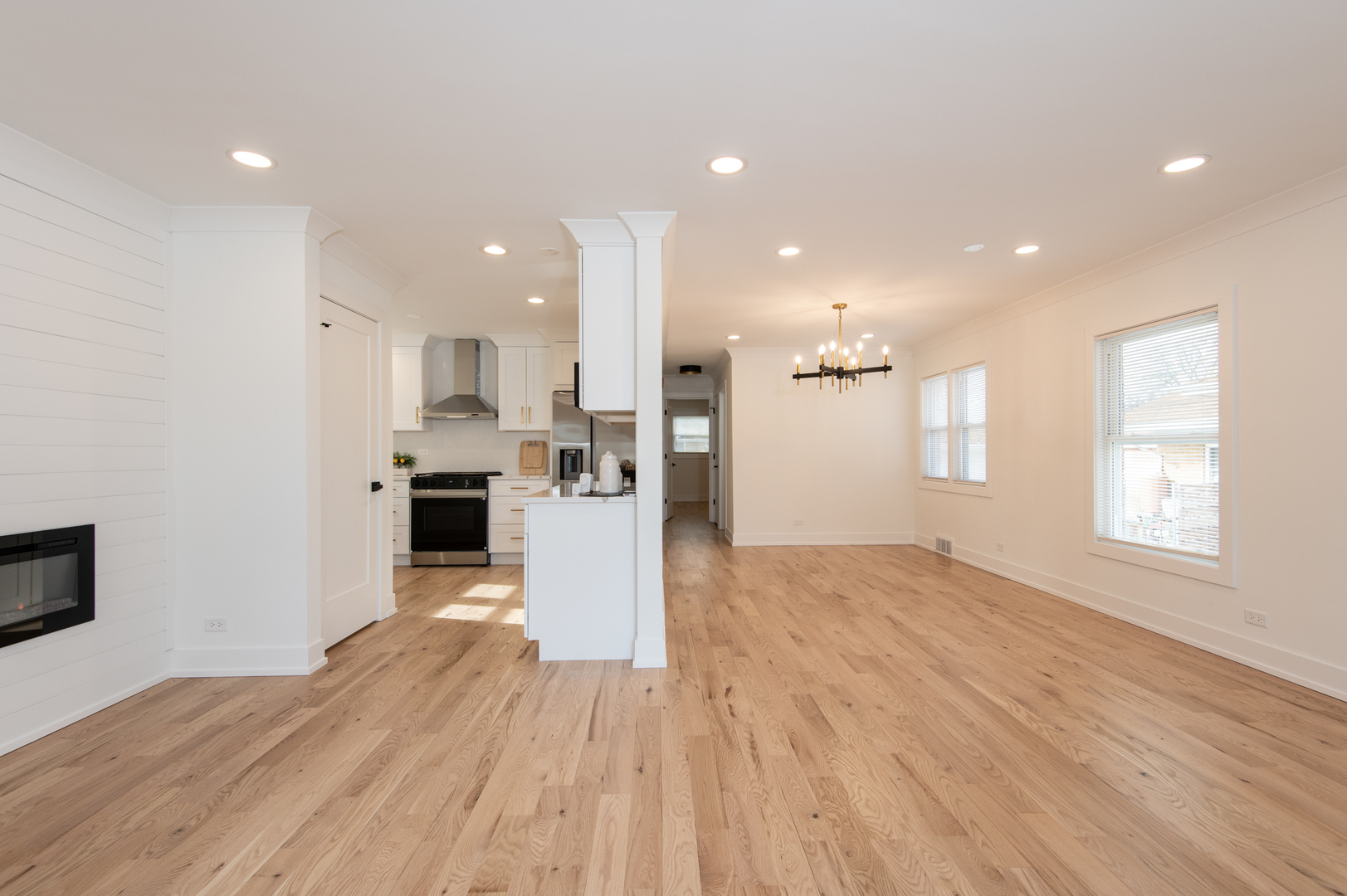 1234 Community Drive, La Grange Park, IL 60526
