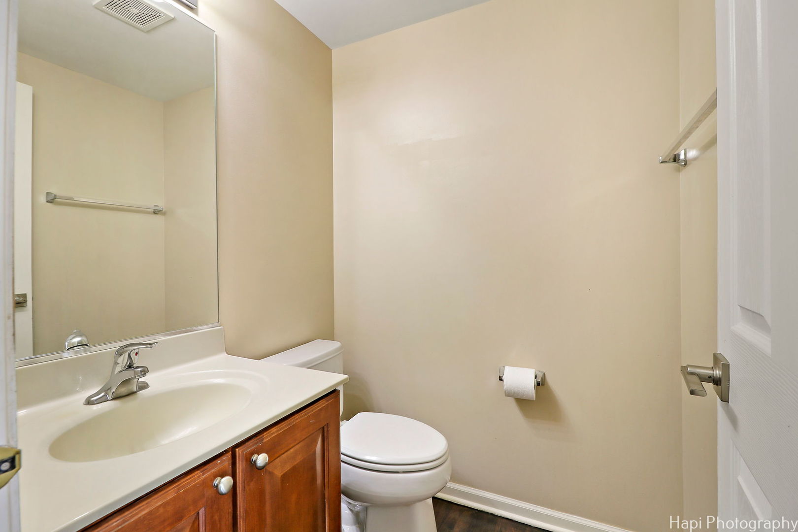 719 HANBURY Drive #719, Des Plaines, IL 60016